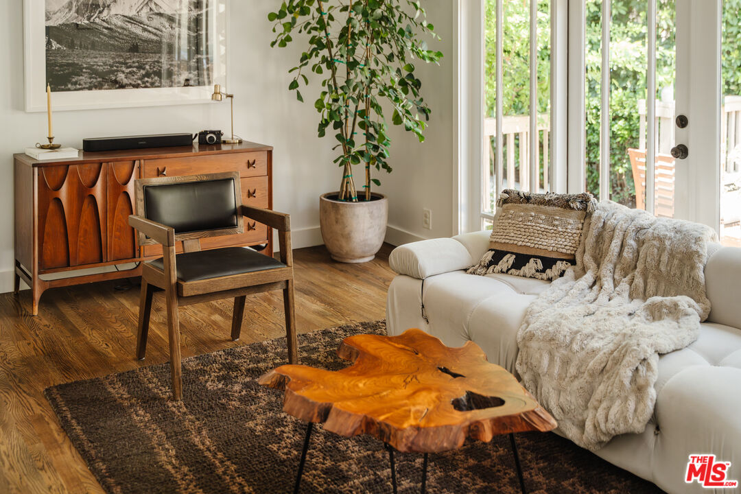 13905 Valley Vista Blvd