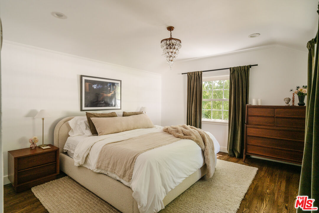 13905 Valley Vista Blvd