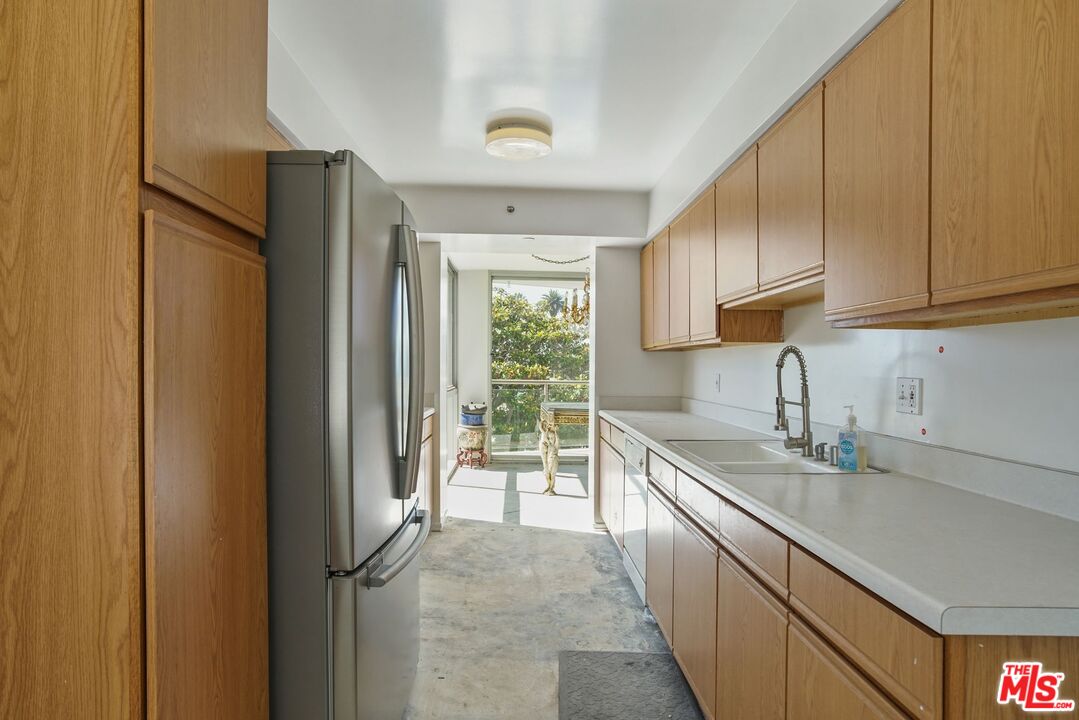 201 Ocean Ave Unit: 309B