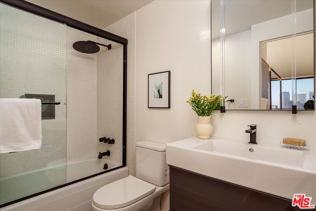 10501 Wilshire Blvd Unit: 1205