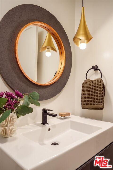 10501 Wilshire Blvd Unit: 1205