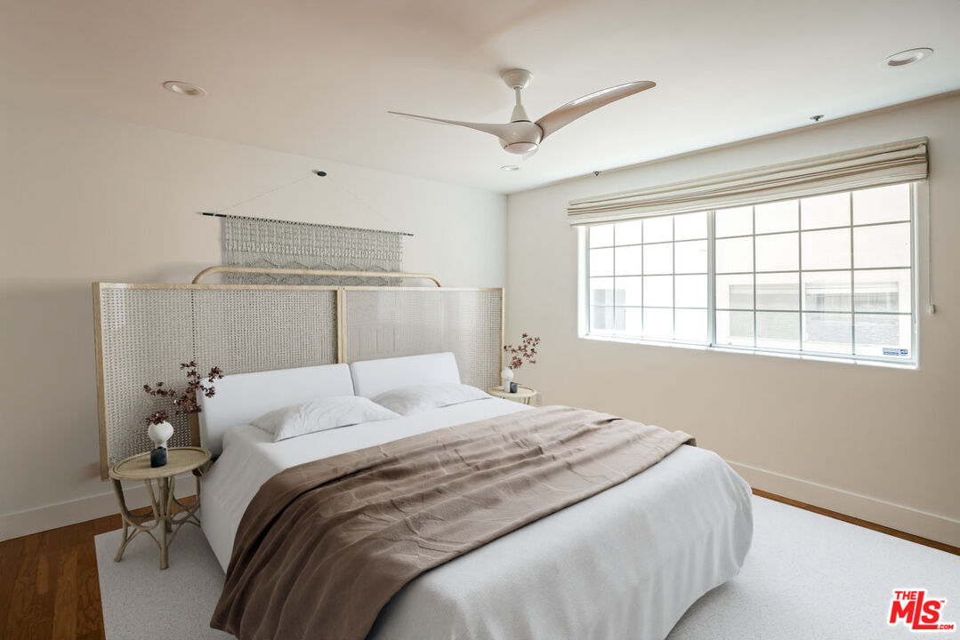 11830 Mayfield Ave Unit: 102