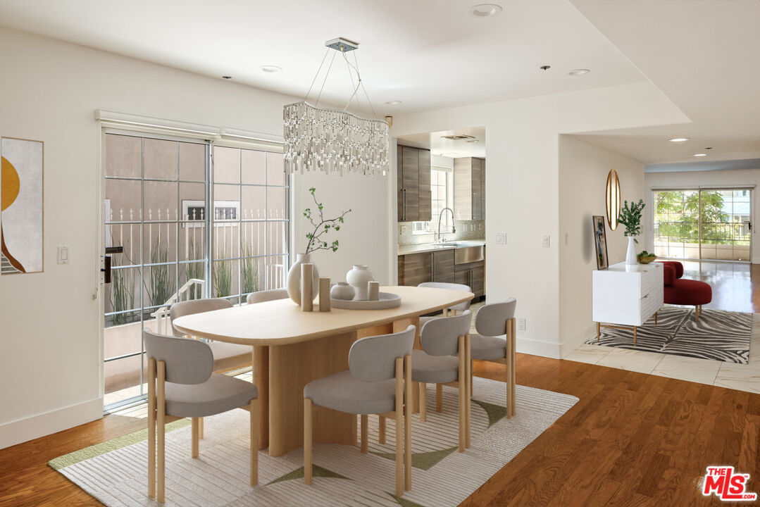 11830 Mayfield Ave Unit: 102