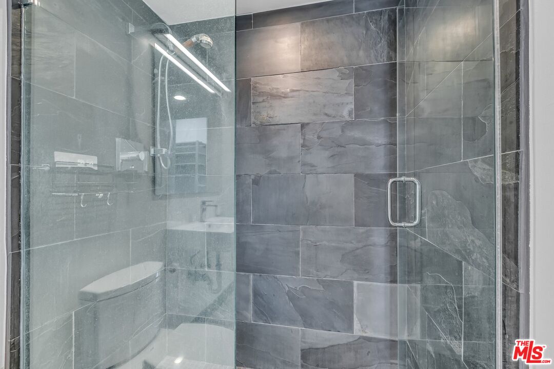 1155 N La Cienega Blvd Unit: 1100