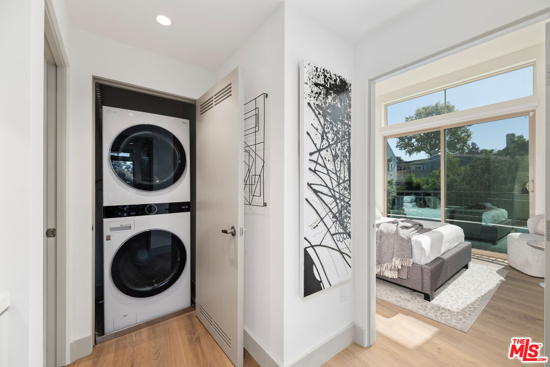 130 S Sepulveda Blvd Unit: 312