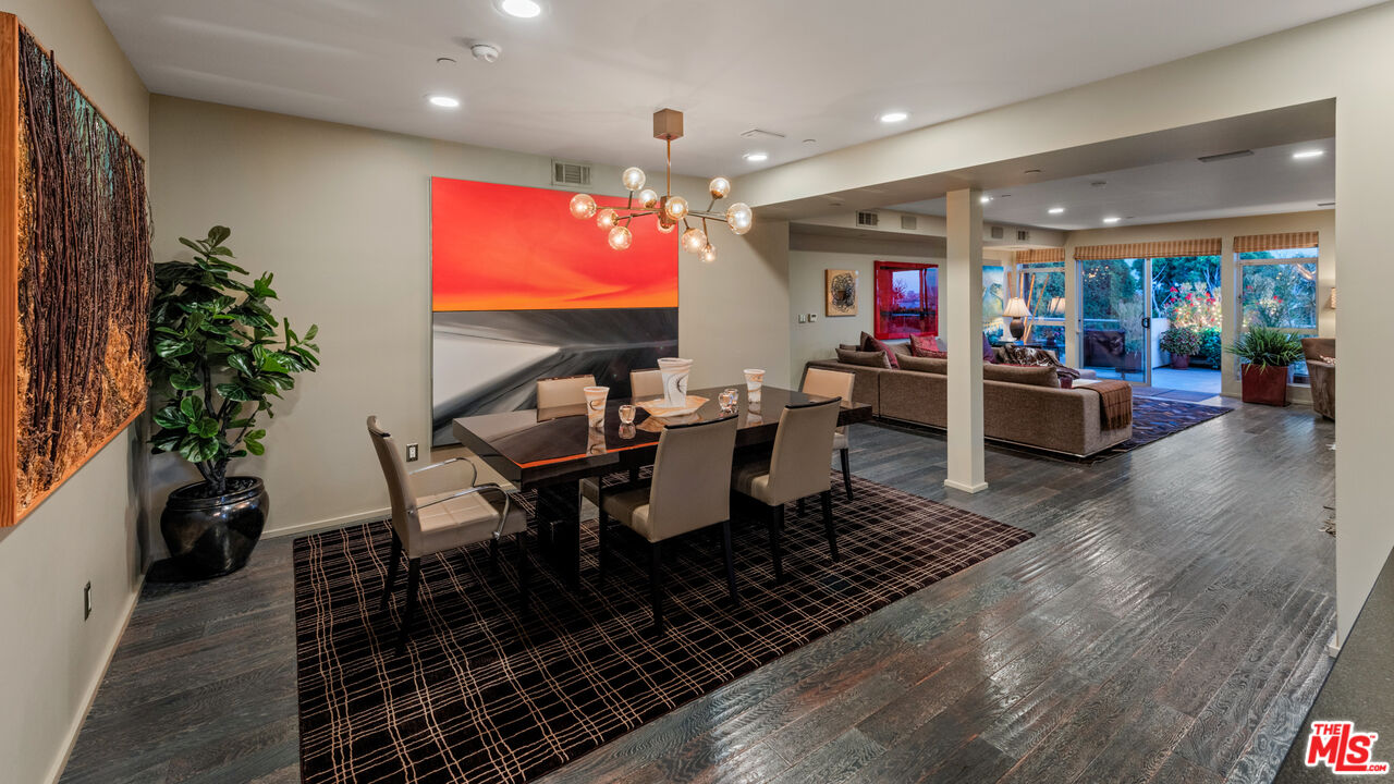 8703 W Knoll Dr Unit: 105