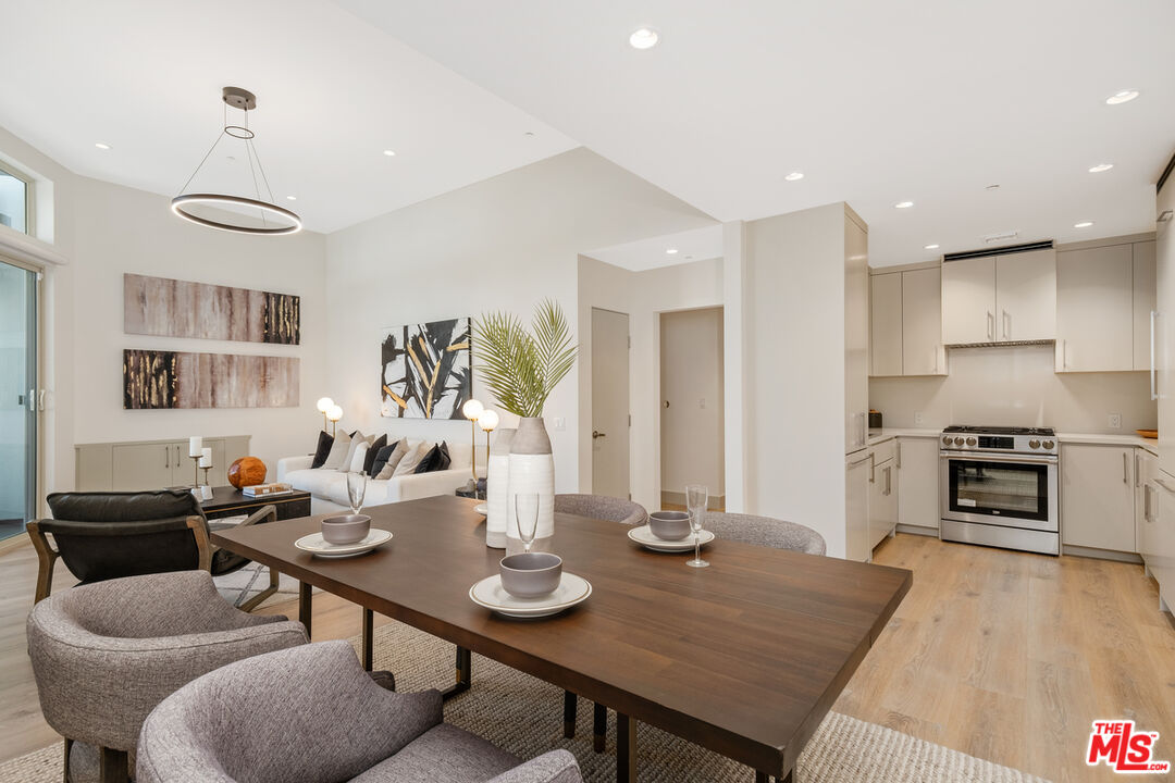 130 S Sepulveda Blvd Unit: 414