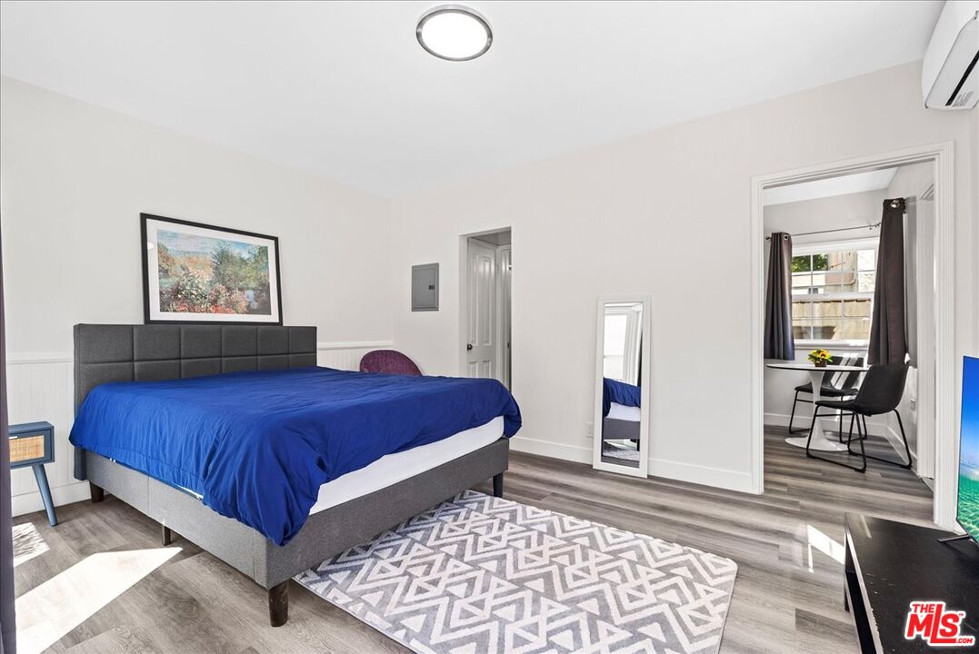 1165 Stanford St Unit: B