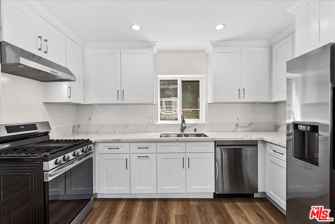 1165 Stanford St Unit: F