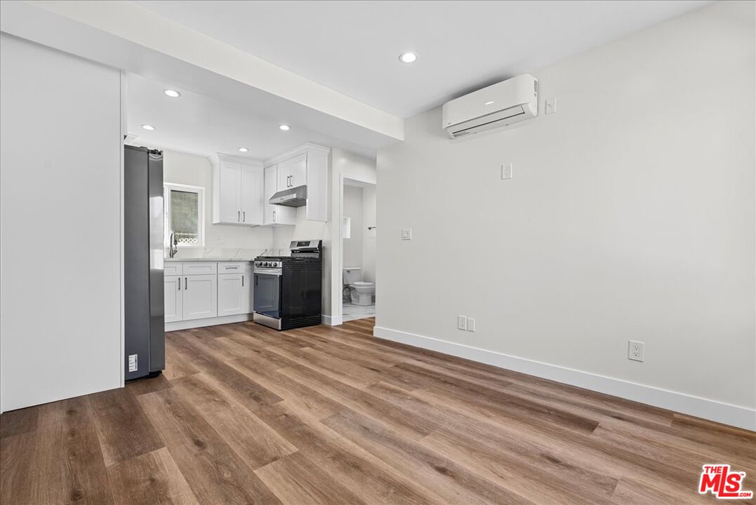 1165 Stanford St Unit: D