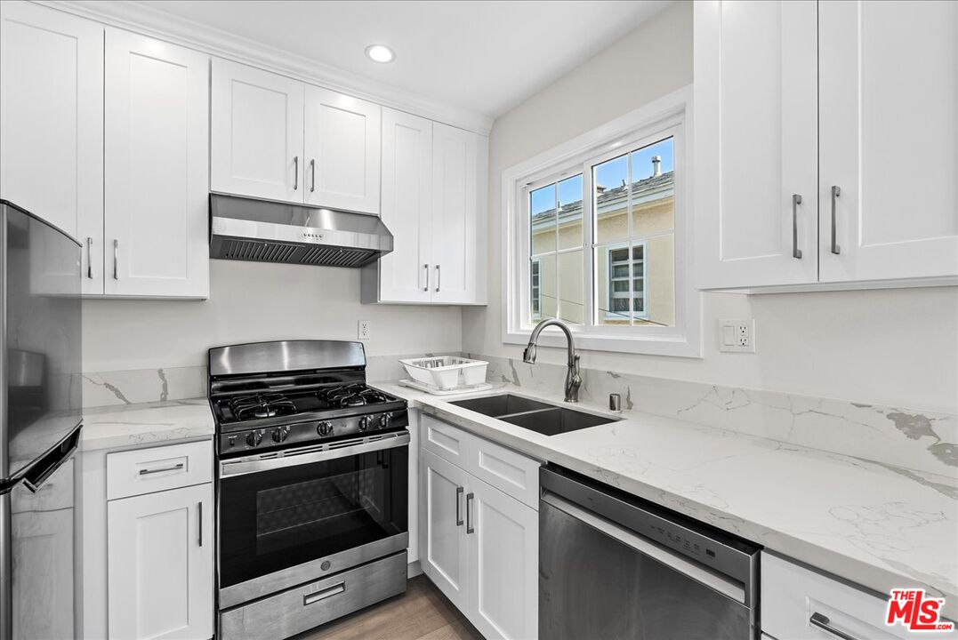 1165 Stanford St Unit: D