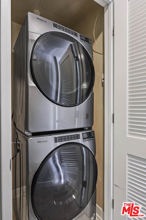 21301 Erwin St Unit: 508