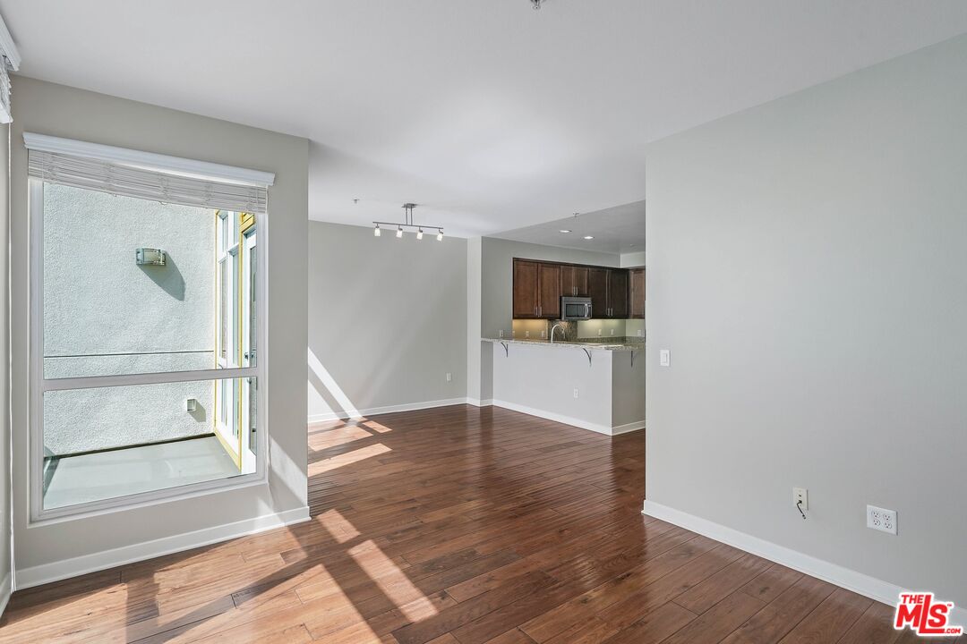 21301 Erwin St Unit: 508