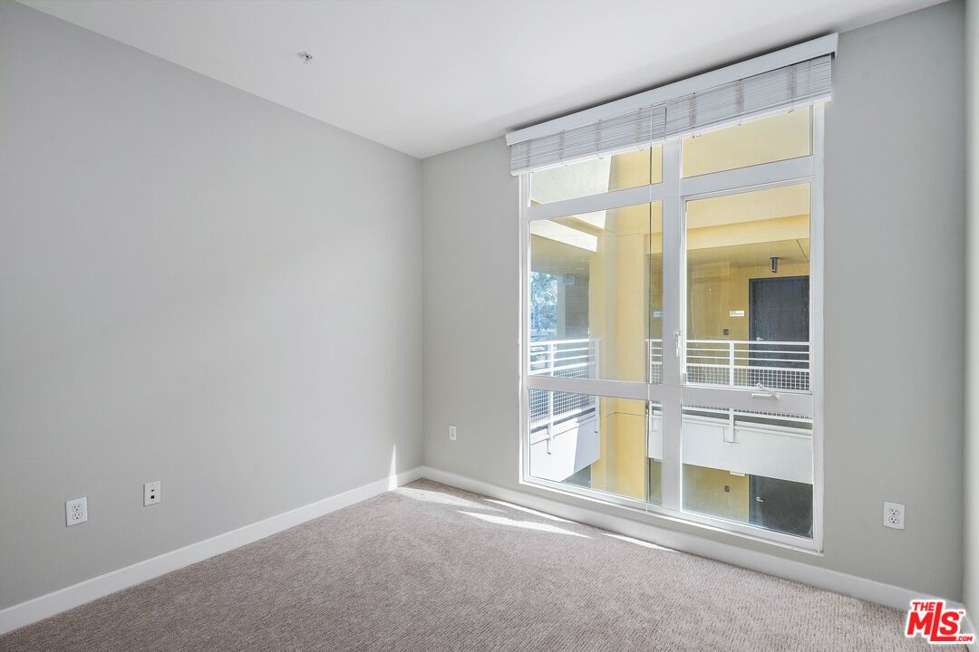 21301 Erwin St Unit: 508