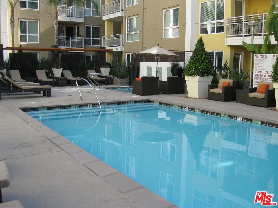 21301 Erwin St Unit: 508