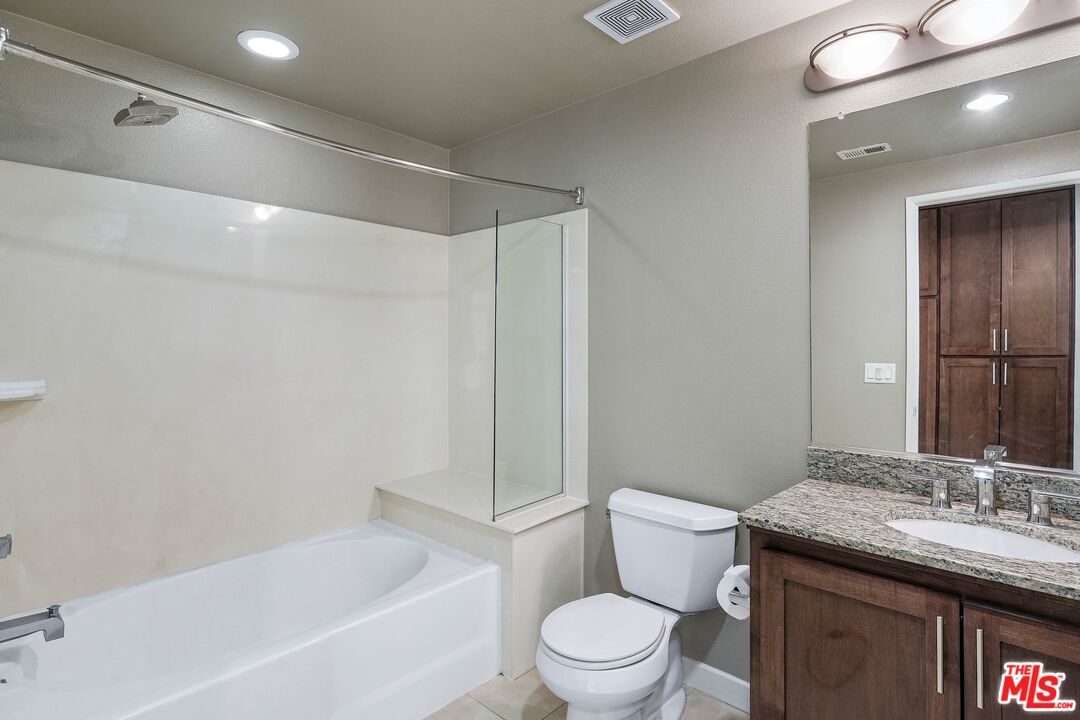 21301 Erwin St Unit: 508