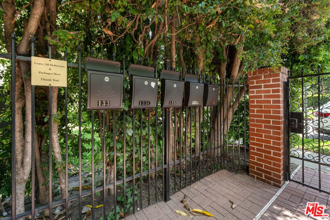 133 S Bedford Dr Unit: C