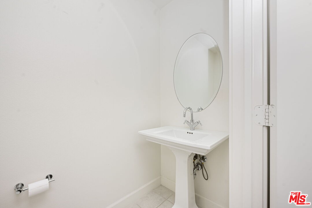 10878 Bloomfield St Unit: 308