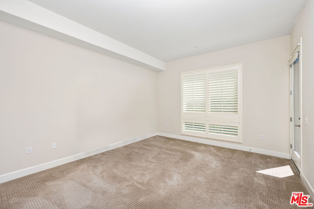 10878 Bloomfield St Unit: 308