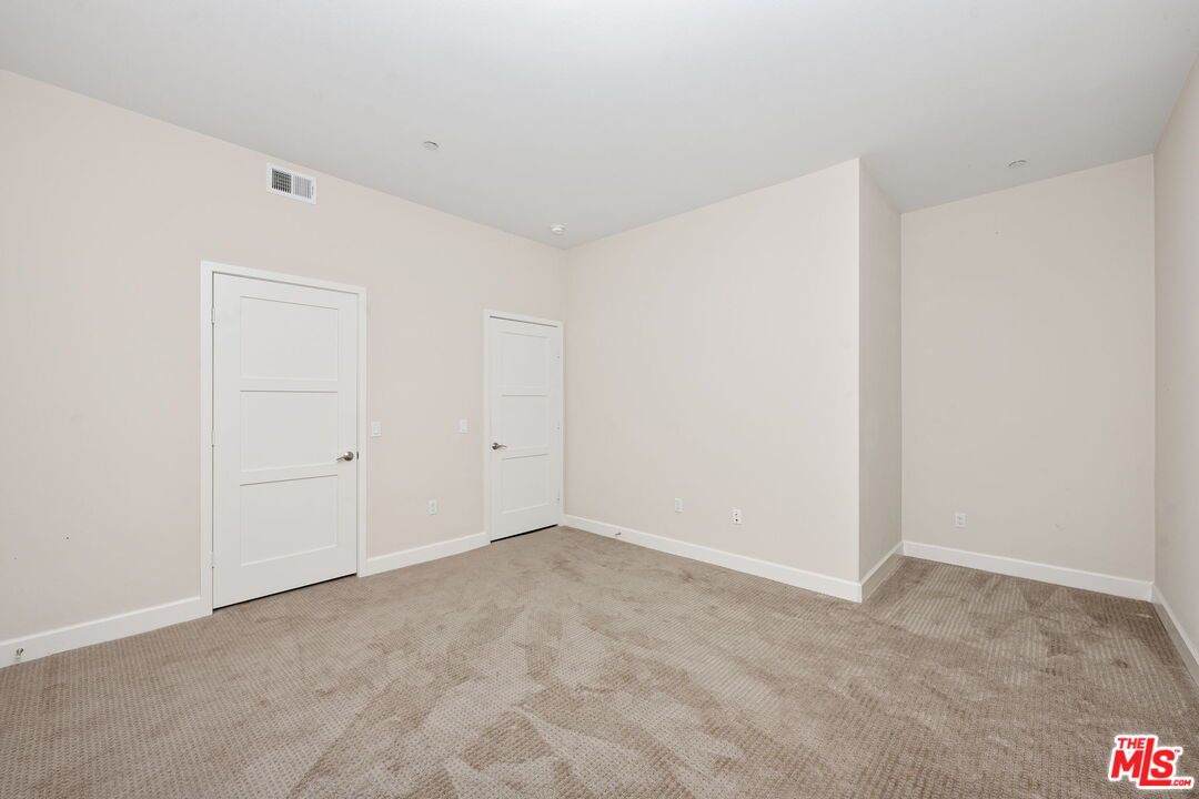 10878 Bloomfield St Unit: 308