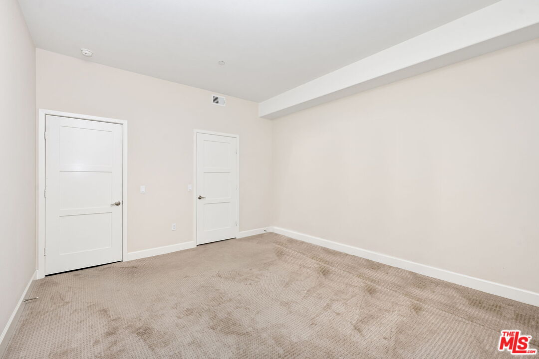 10878 Bloomfield St Unit: 308