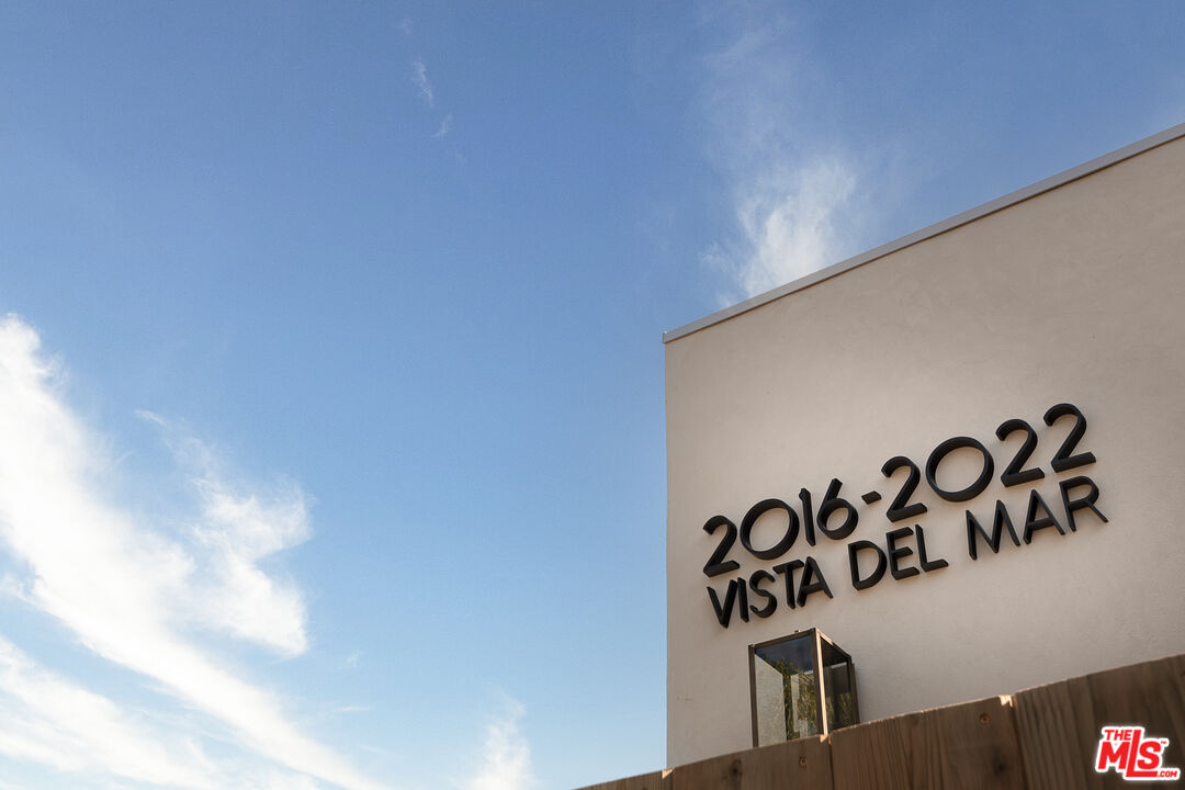 2016 Vista Del Mar St