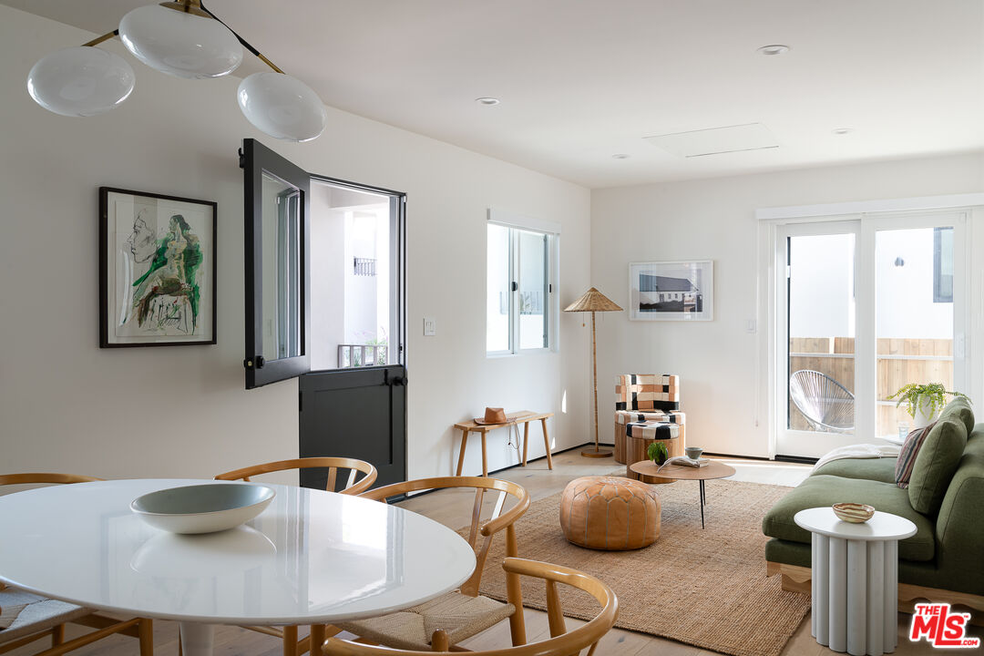 2016 Vista Del Mar St