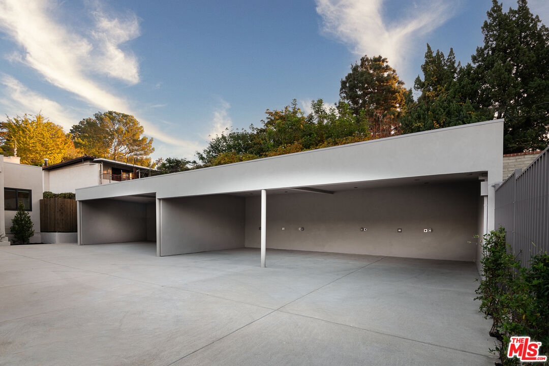 2016 Vista Del Mar St