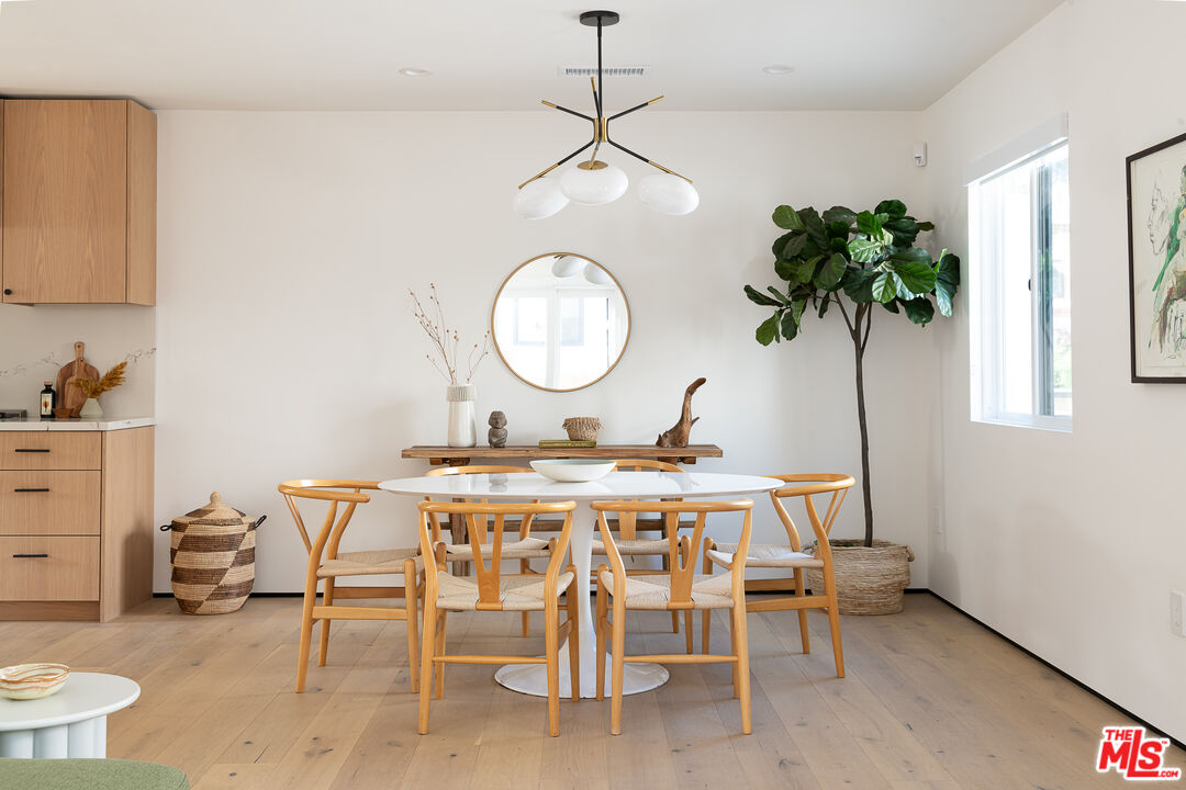 2016 Vista Del Mar St