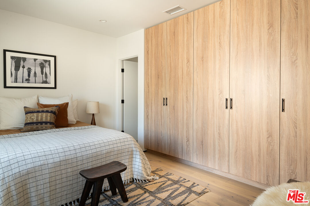 2016 Vista Del Mar St