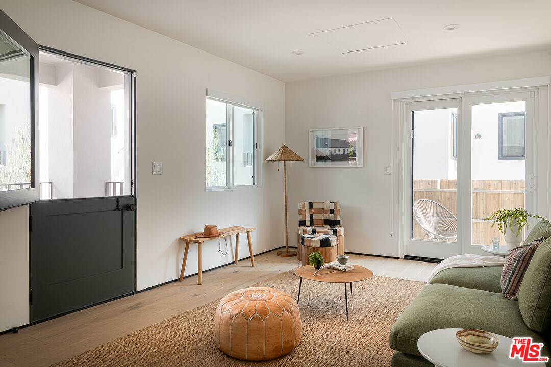 2016 Vista Del Mar St