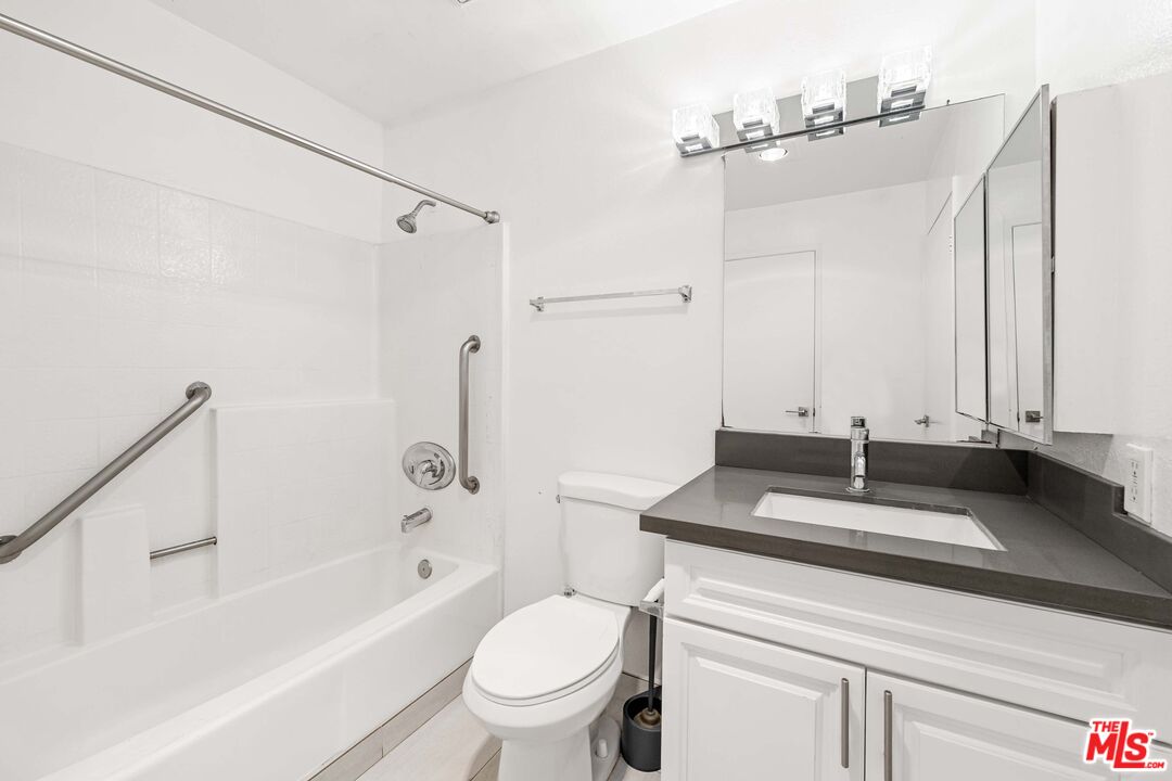 11975 Texas Ave Unit: 102