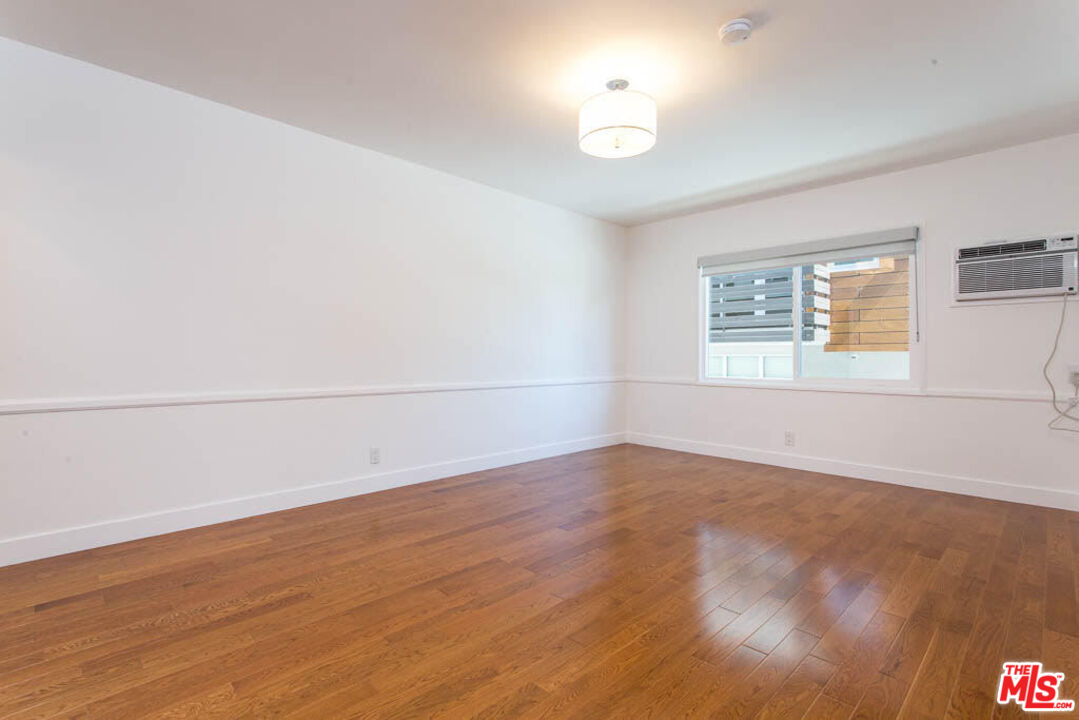 1204 N Crescent Heights Blvd Unit: 1