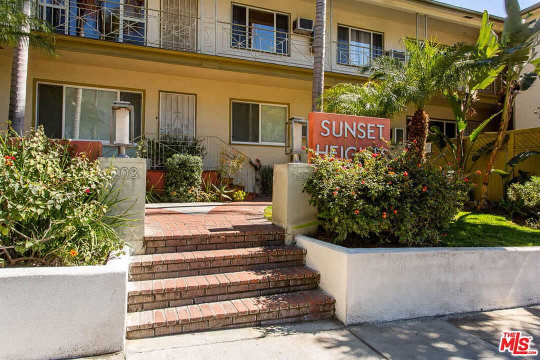 1204 N Crescent Heights Blvd Unit: 1