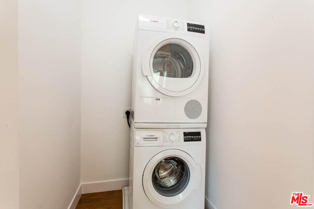 1204 N Crescent Heights Blvd Unit: 1