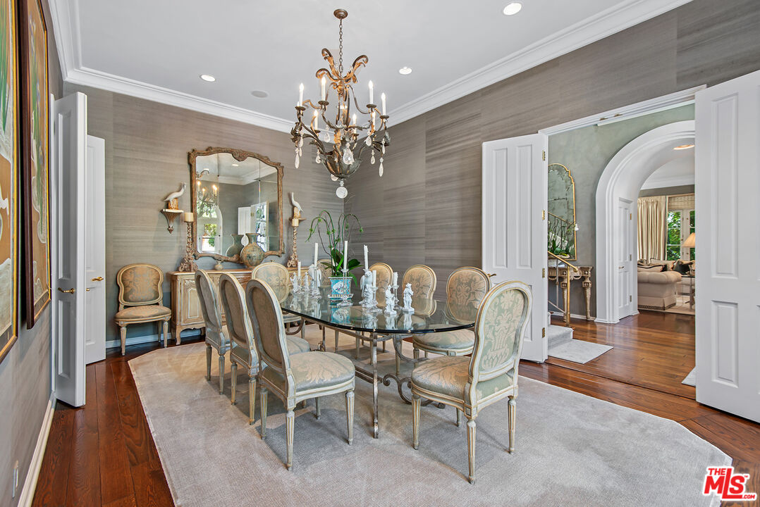 10245 Century Woods Dr