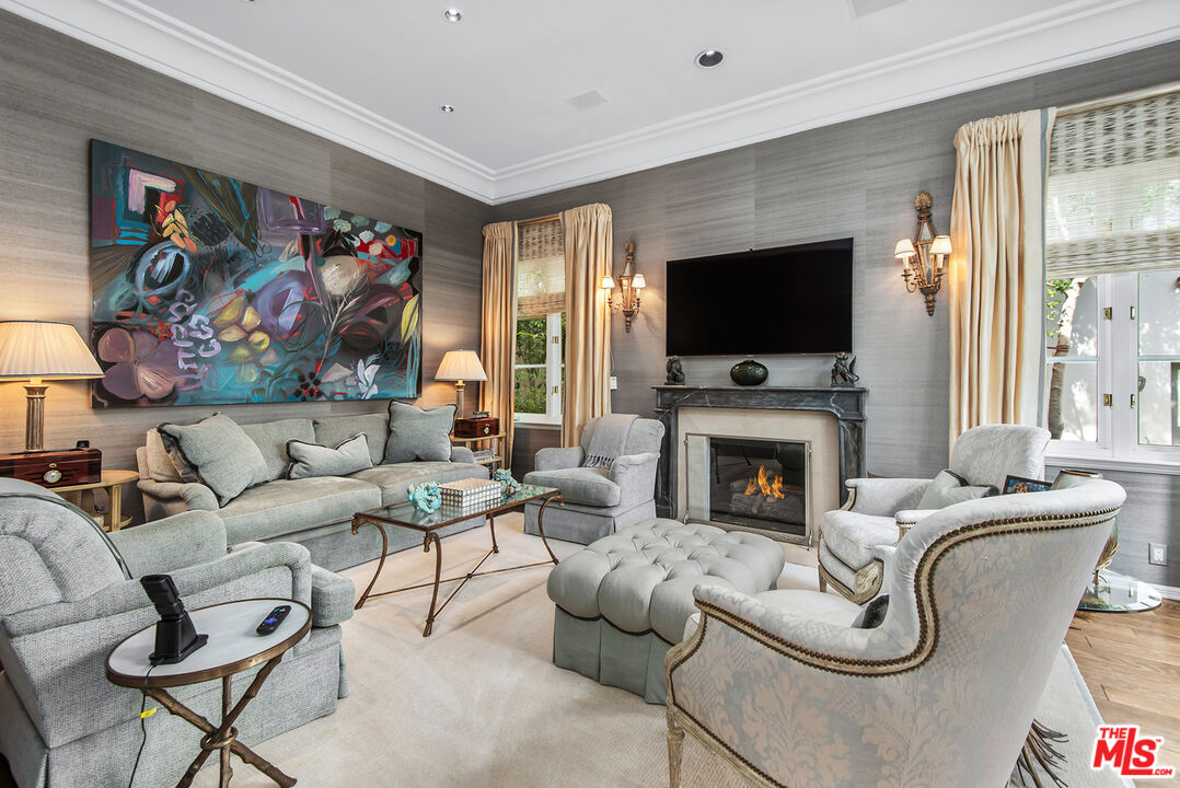 10245 Century Woods Dr