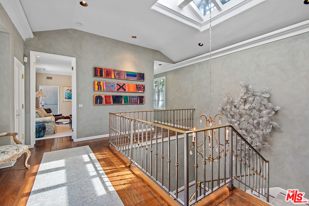 10245 Century Woods Dr