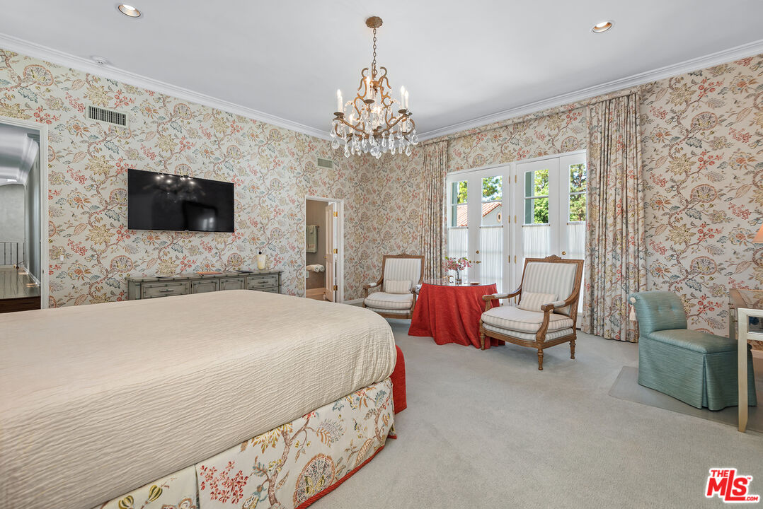 10245 Century Woods Dr