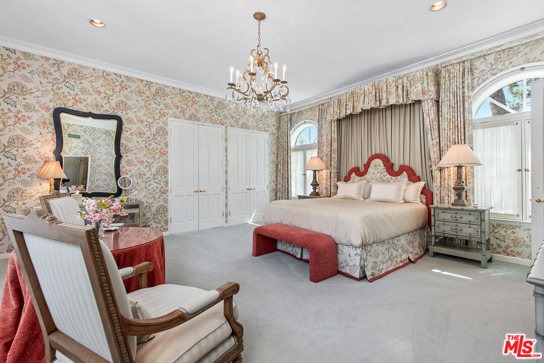 10245 Century Woods Dr