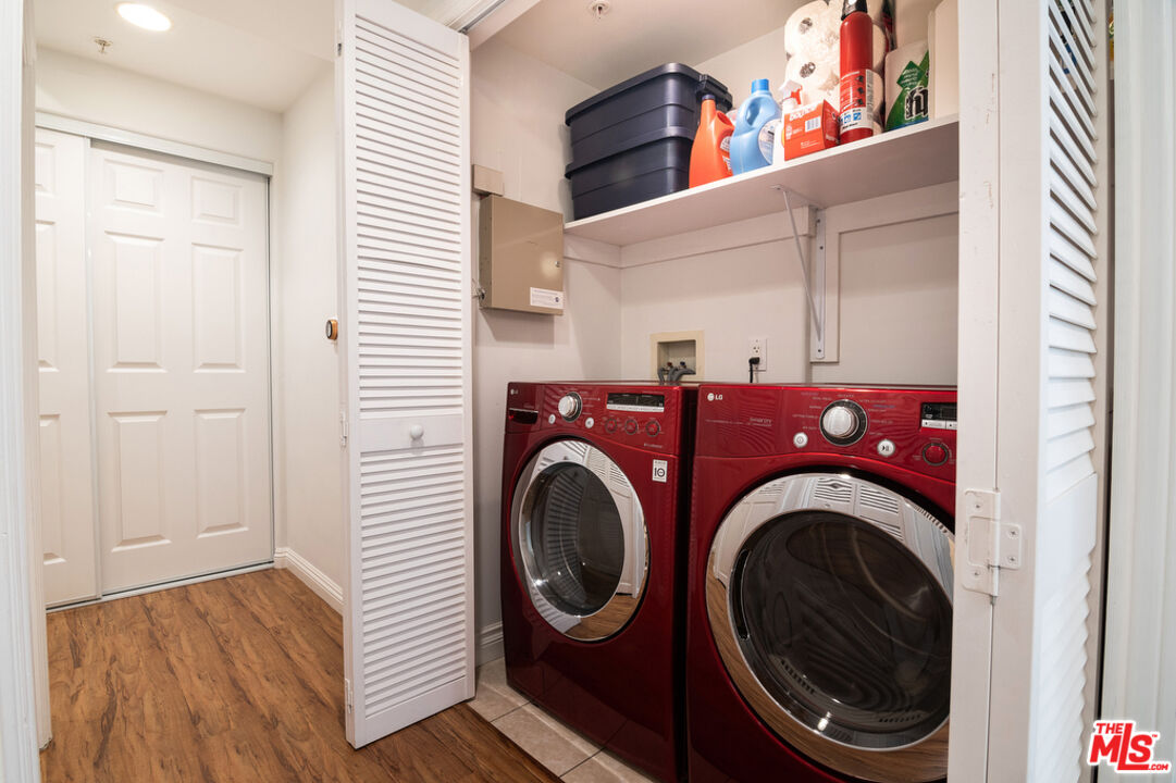 1426 N Laurel Ave Unit: 405