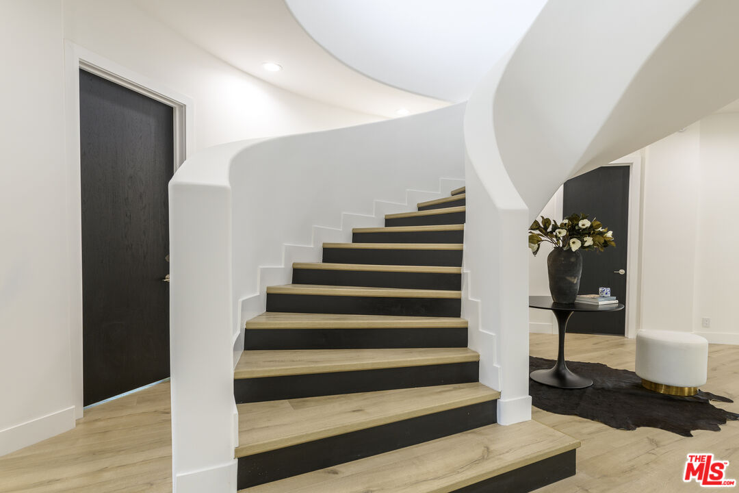 14065 Valley Vista Blvd