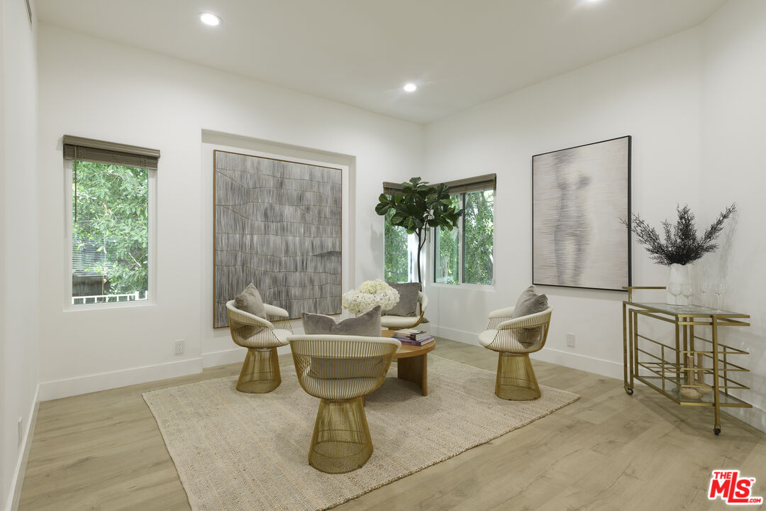 14065 Valley Vista Blvd