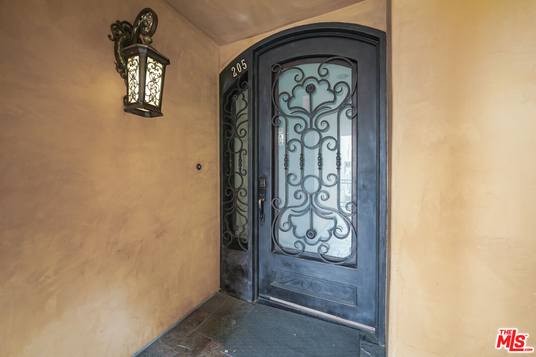 1845 Federal Ave Unit: 205