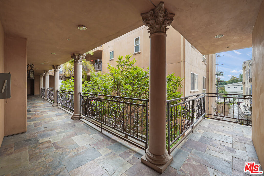 1845 Federal Ave Unit: 205