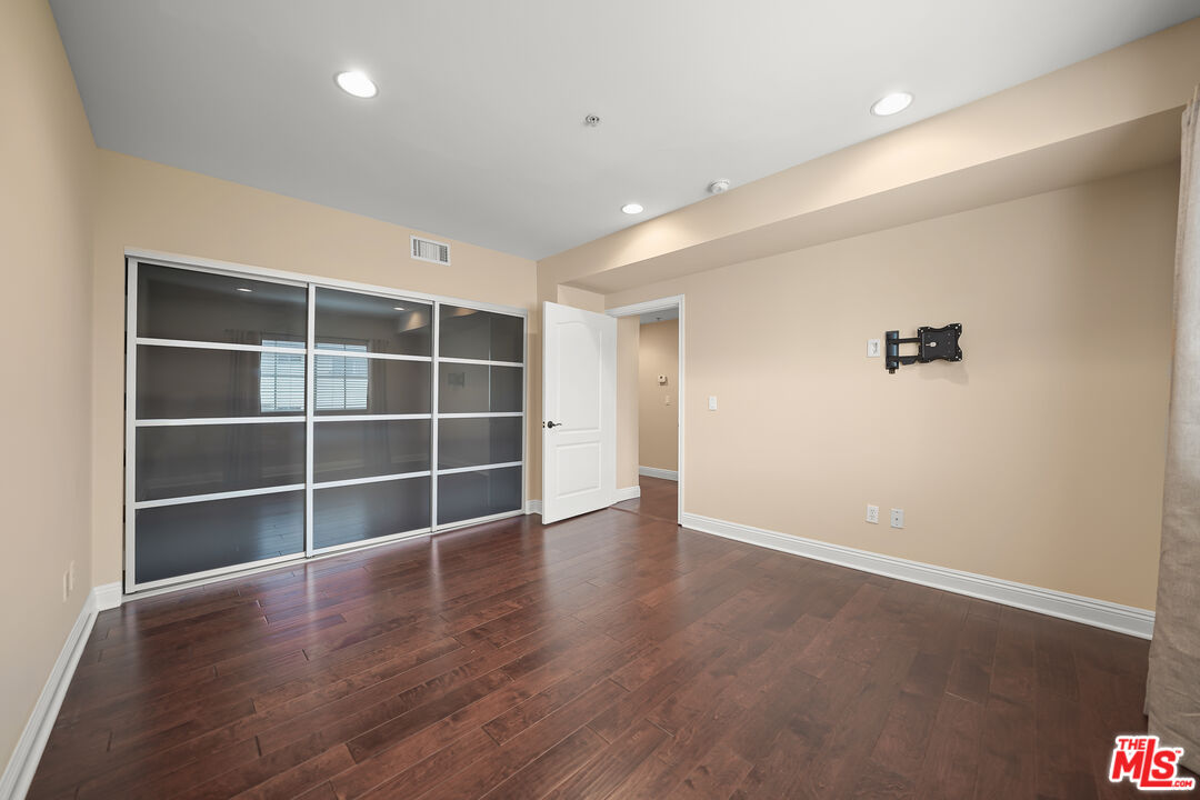 1845 Federal Ave Unit: 205