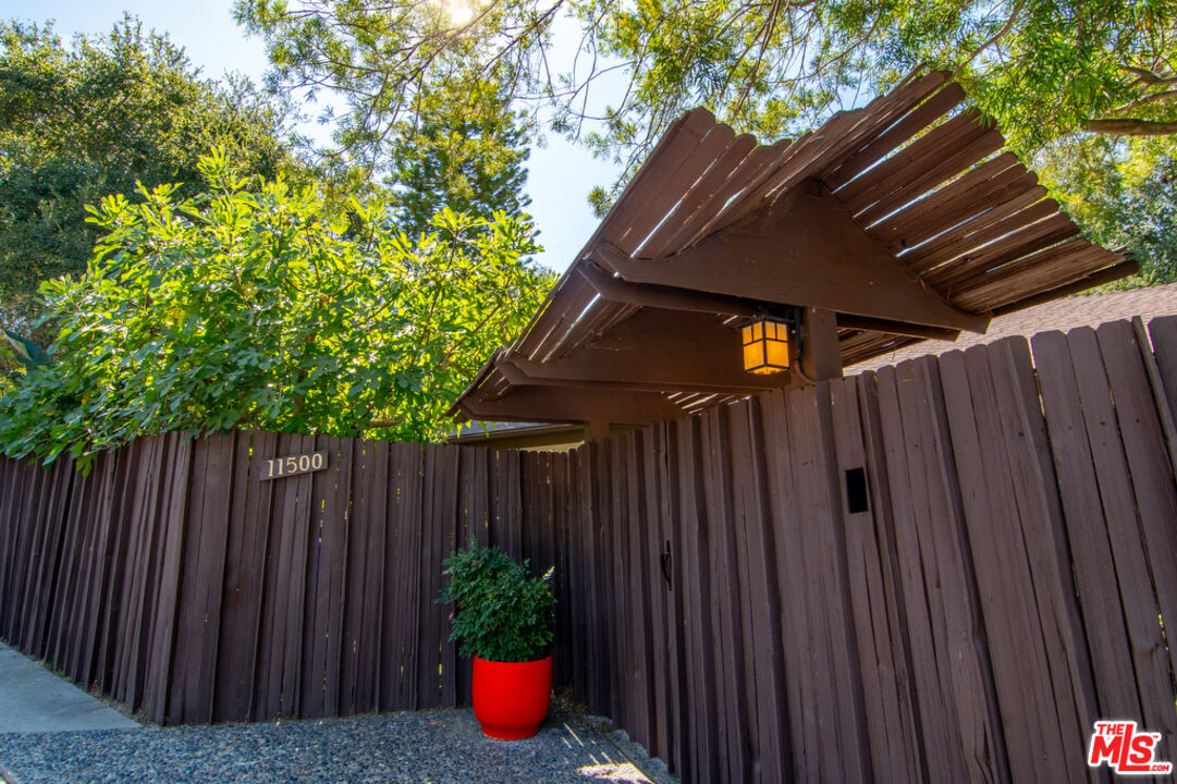 11500 Dona Dolores Pl