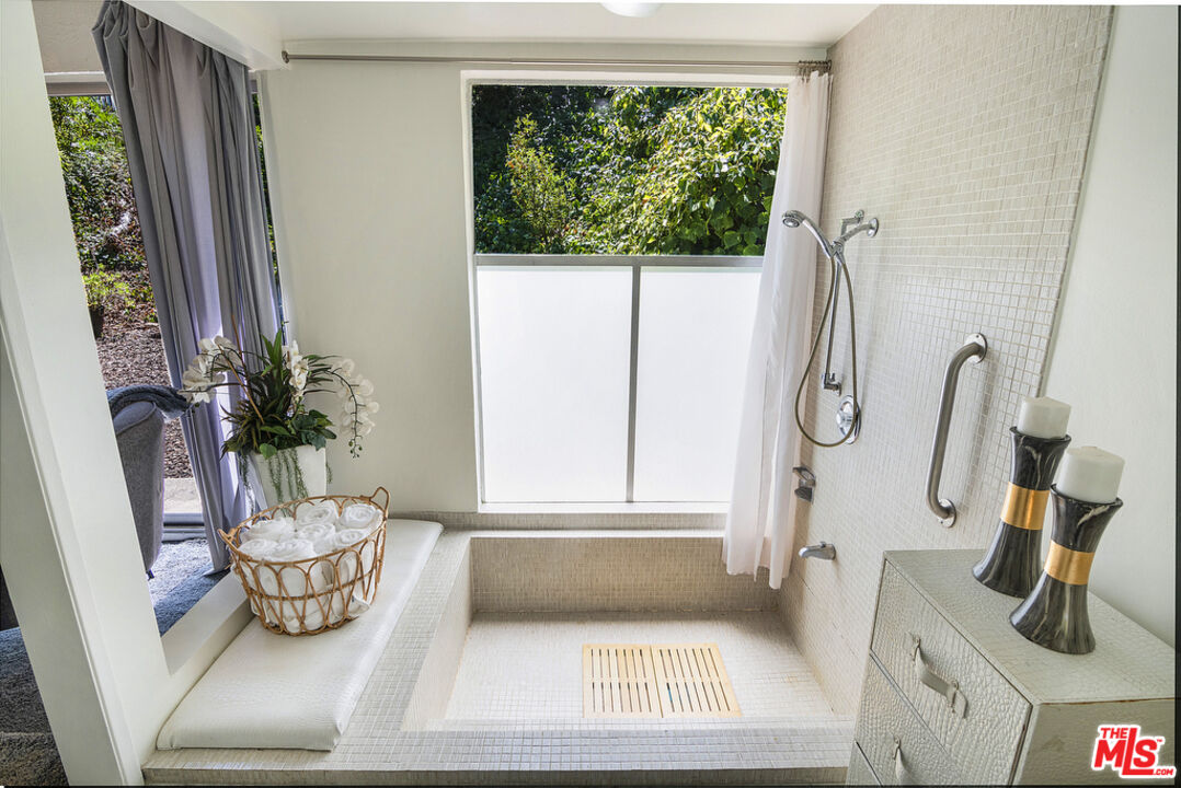 11500 Dona Dolores Pl