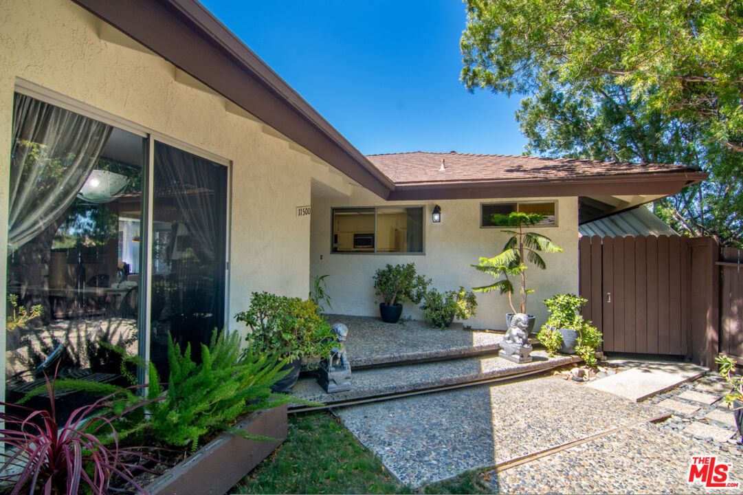 11500 Dona Dolores Pl