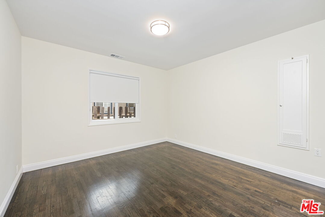 2007 E Villa St Unit: C